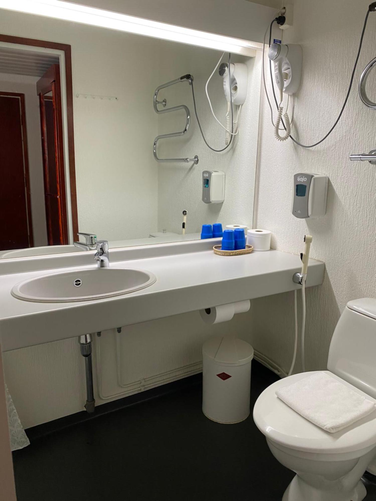 Asikkala  Hotel & Hostel Tallukka מראה חיצוני תמונה